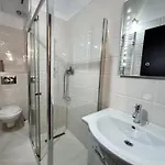 Moonlight Center Studio-private Parking, King Cluj-Napoca