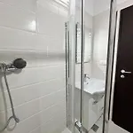 Moonlight Center Studio-private Parking, King Lejlighed Cluj-Napoca