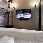 Moonlight Center Studio-private Parking, King Cluj-Napoca