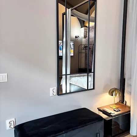Moonlight Center Studio-private Parking, King Cluj-Napoca