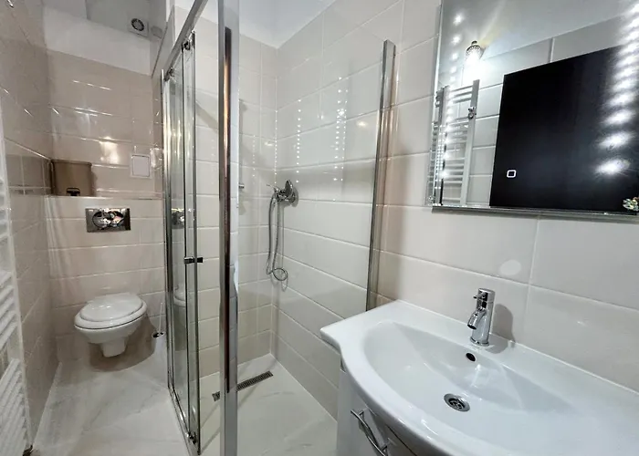 Moonlight City Center Studio-Private Parking, King Клуж-Напока