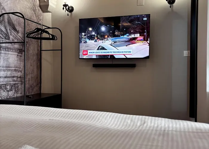 Moonlight City Center Studio-Private Parking, King Клуж-Напока